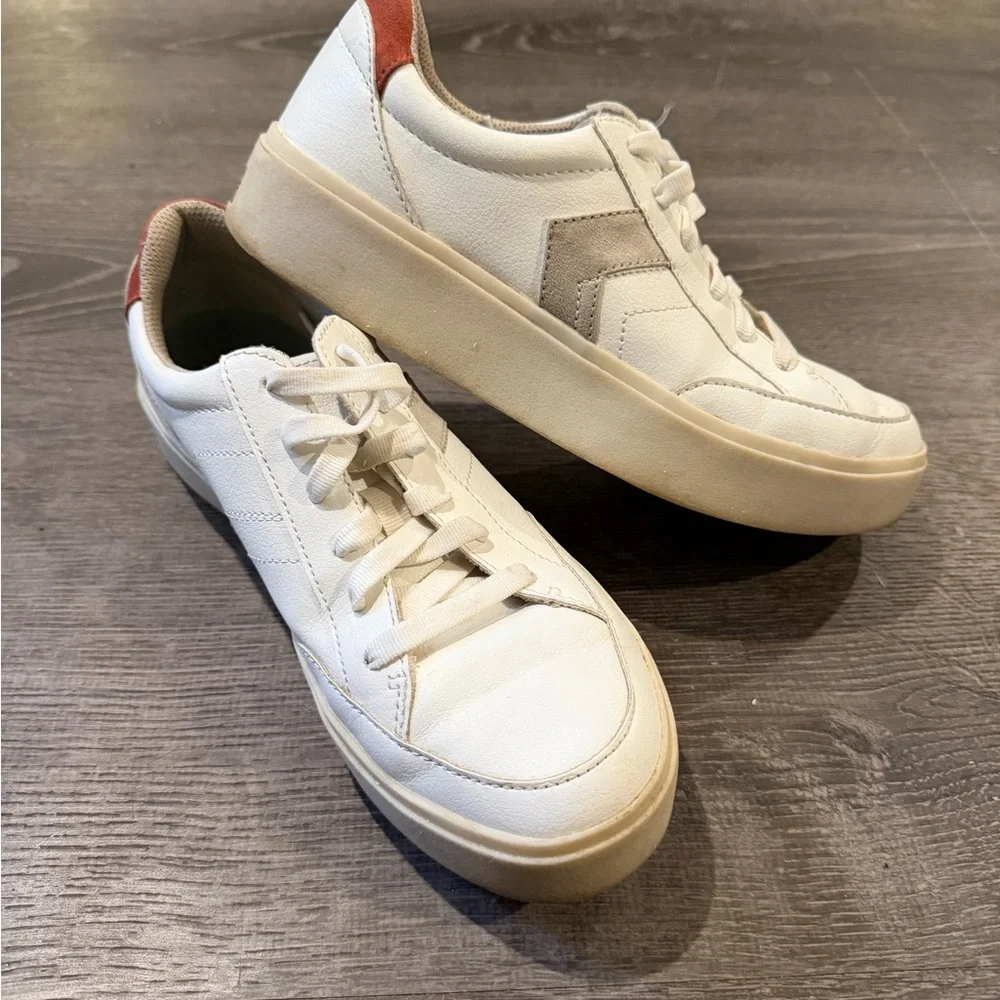 Dr. Scholl's Cream and Tan Sneakers - Picture 2 of 5